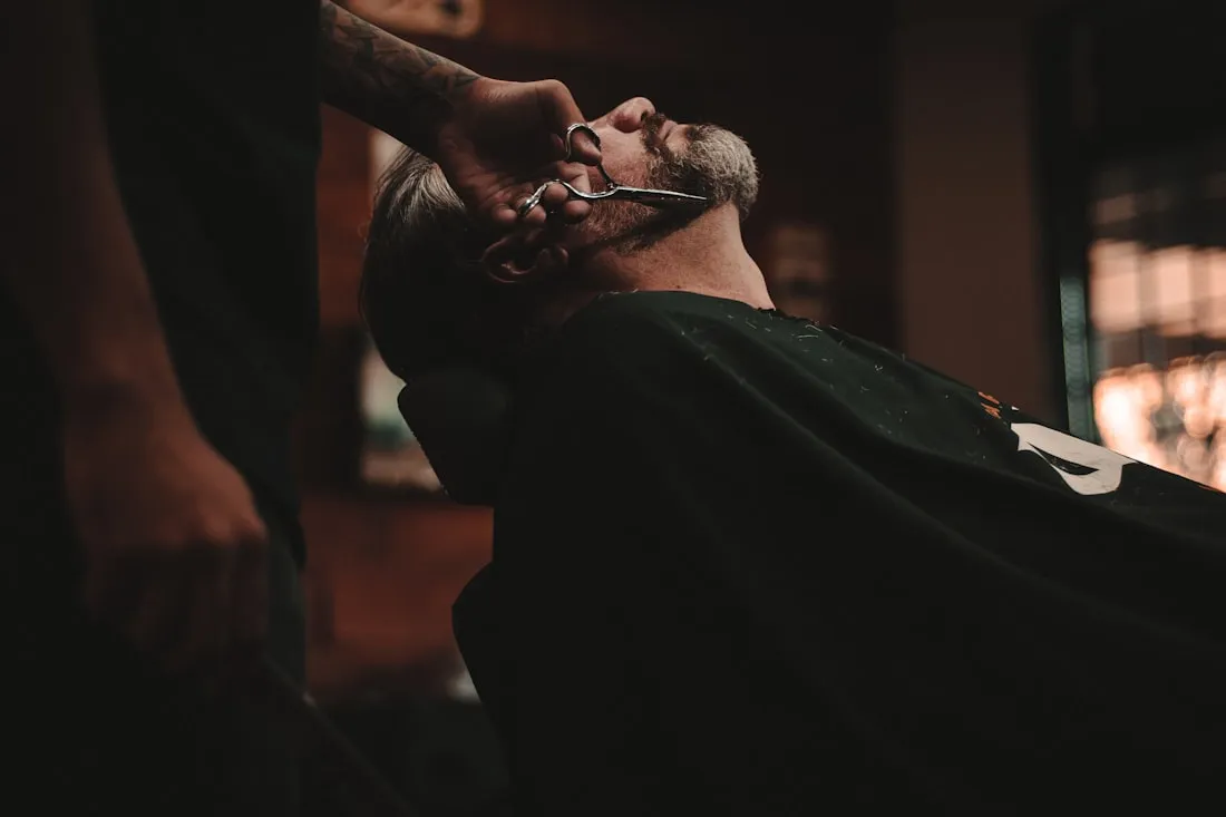 Coupe homme réalisée au salon Artisan Coiffeur Benoît, Chêne-Bougeries