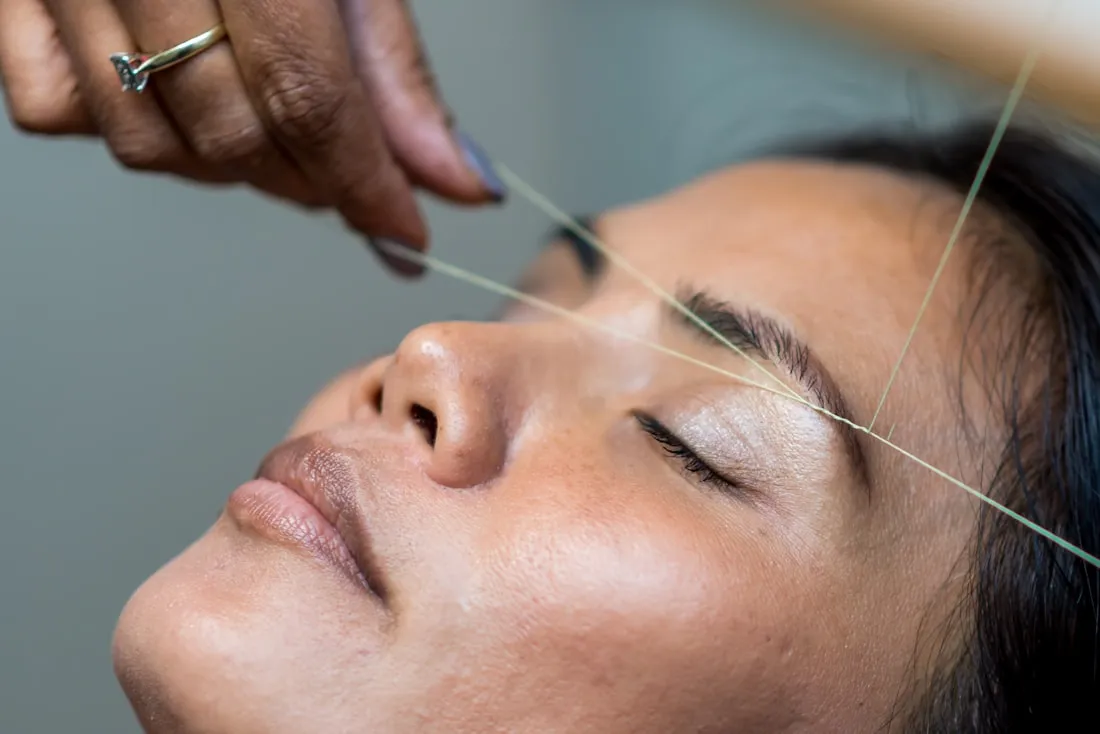 Coupe et brushing femme réalisés au salon